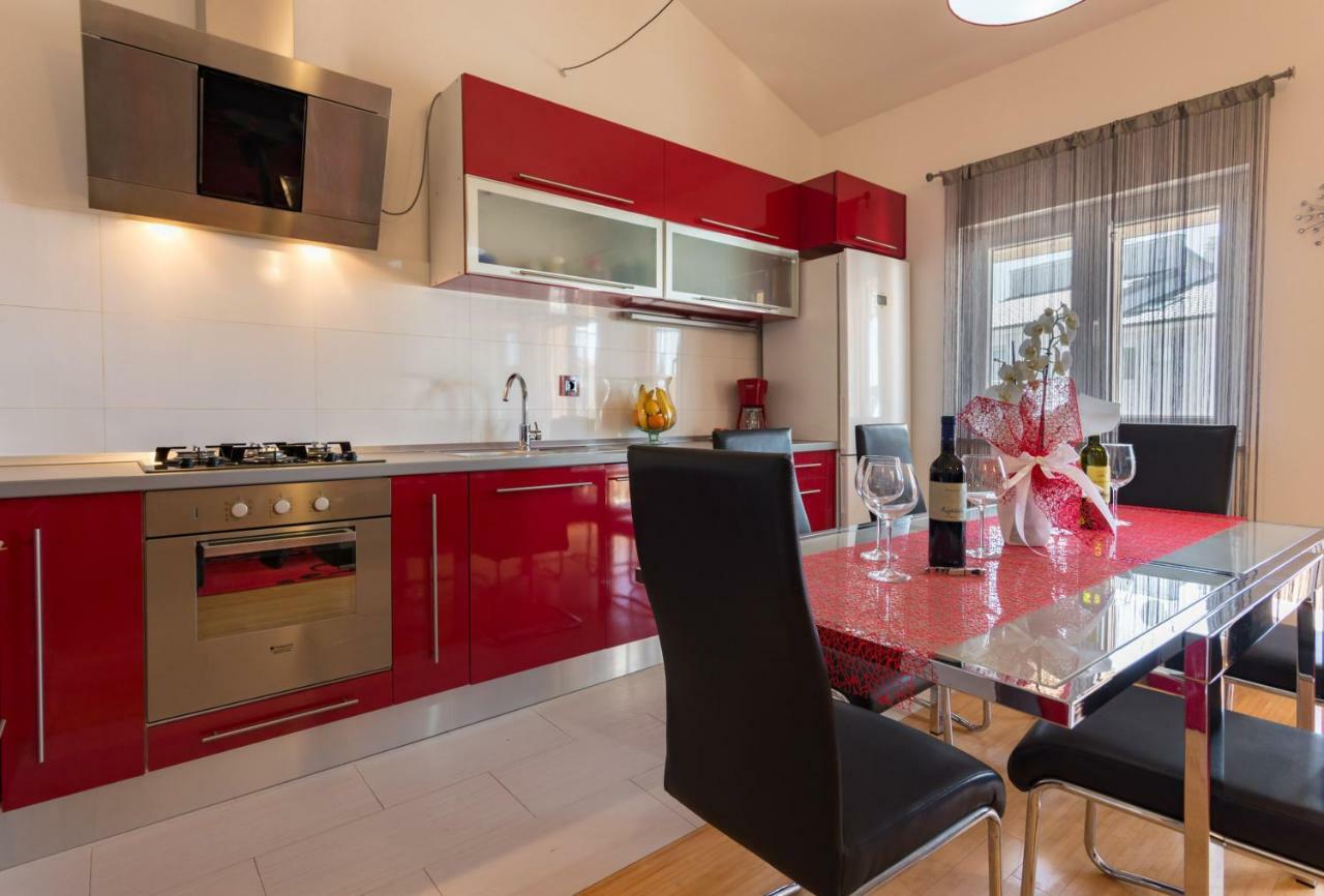 Apartment Ina Pula Eksteriør billede